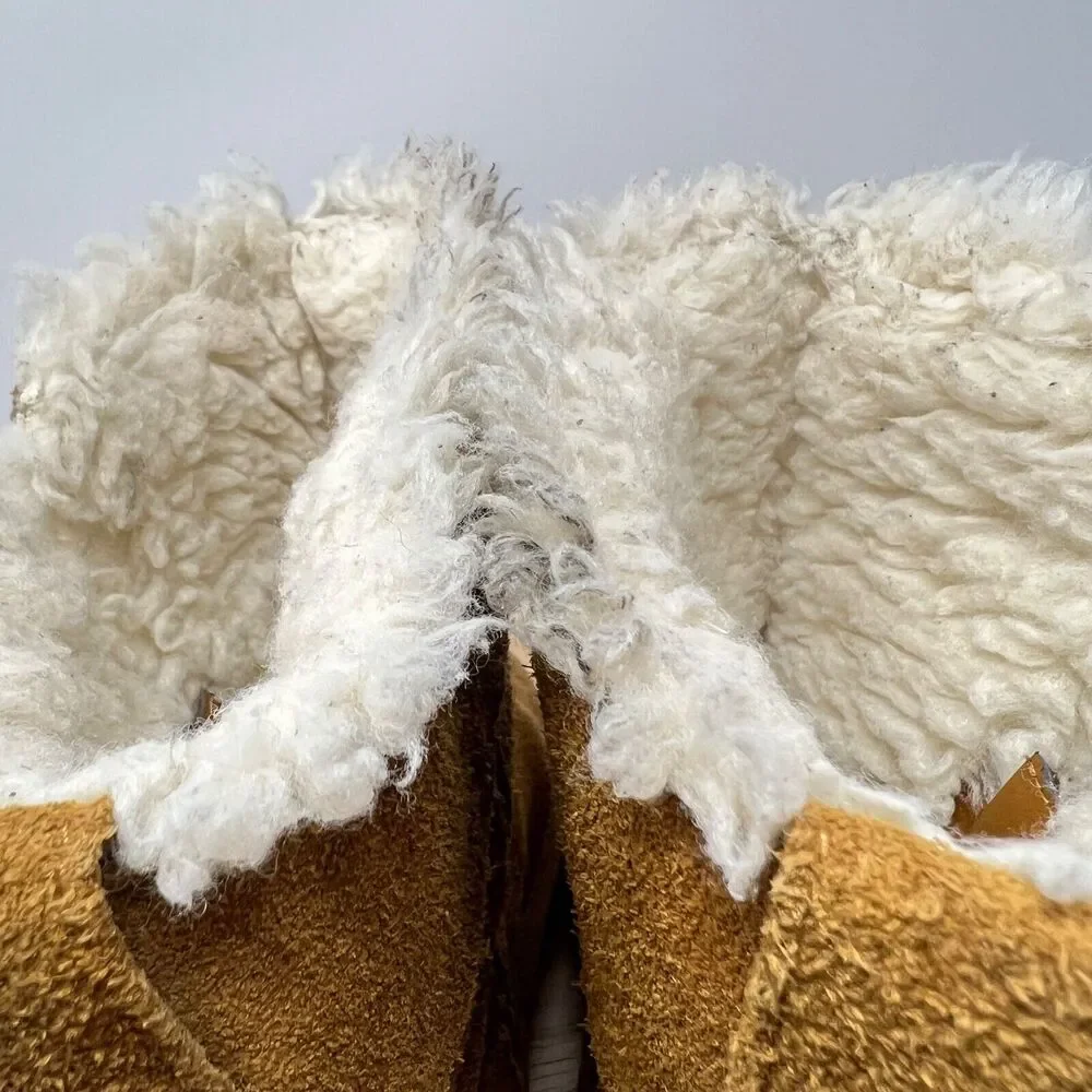 Koolaburra by UGG Aribel Short Girls' Fur Boot Sz. 2